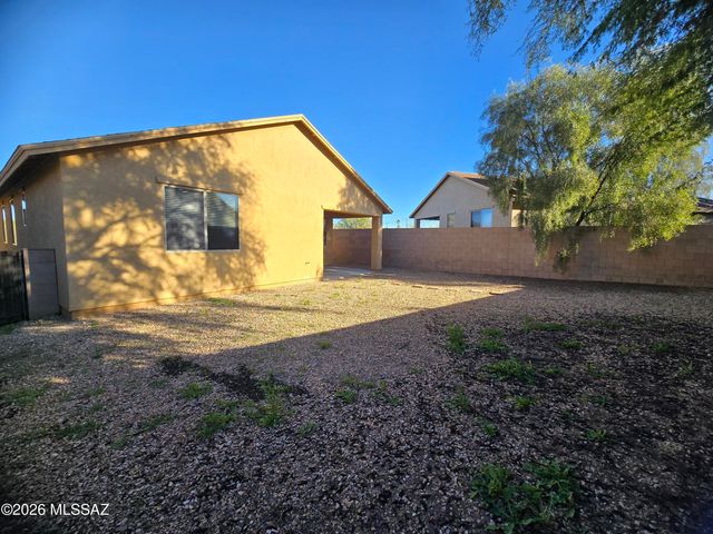3303 S Lakeside Ridge Loop, Tucson, AZ 85730