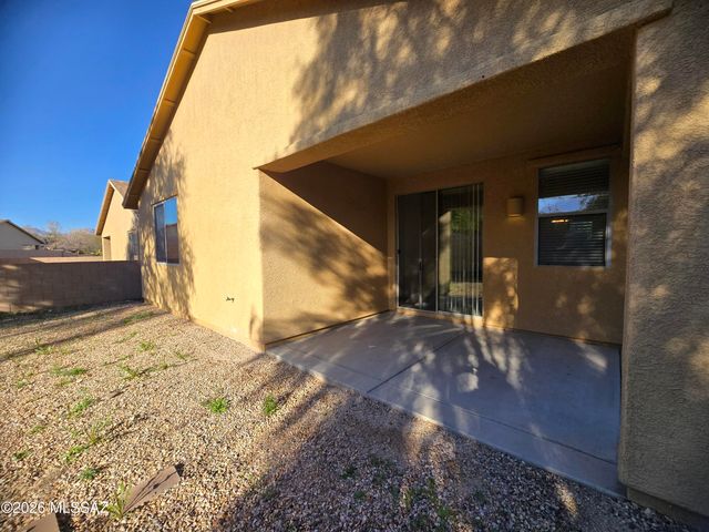 3303 S Lakeside Ridge Loop, Tucson, AZ 85730
