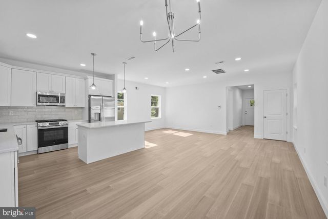 492 ELLIS AVE, Lawnside, NJ 08045