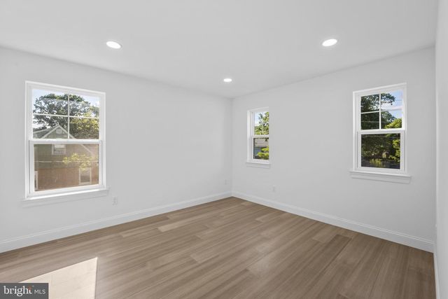 492 ELLIS AVE, Lawnside, NJ 08045