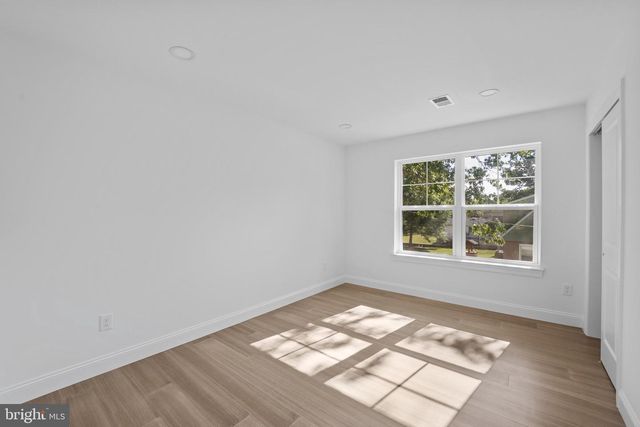 492 ELLIS AVE, Lawnside, NJ 08045