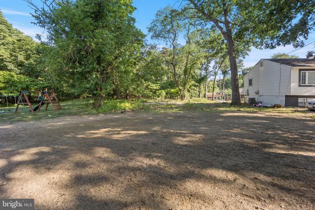 492 ELLIS AVE, Lawnside, NJ 08045