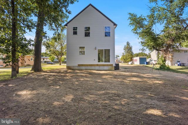 492 ELLIS AVE, Lawnside, NJ 08045