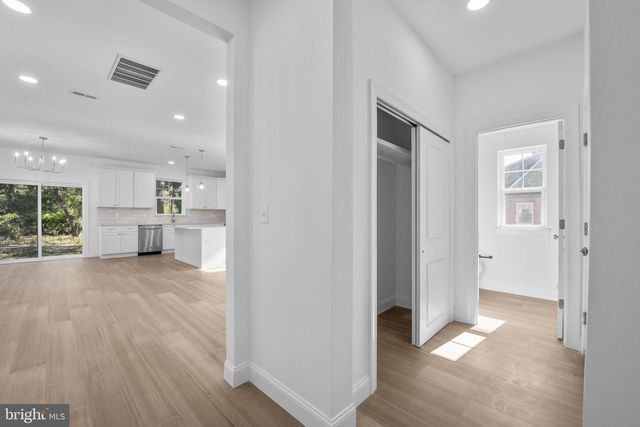 492 ELLIS AVE, Lawnside, NJ 08045