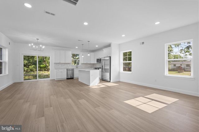 492 ELLIS AVE, Lawnside, NJ 08045