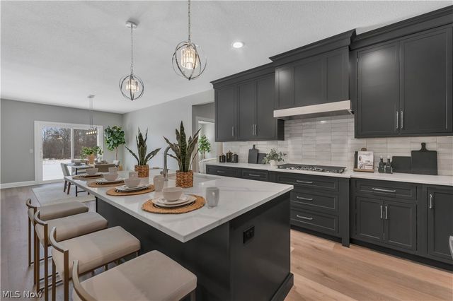 6916 S Raccoon Road, Canfield, OH 44406