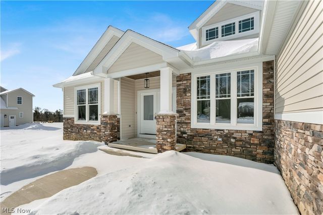 6916 S Raccoon Road, Canfield, OH 44406