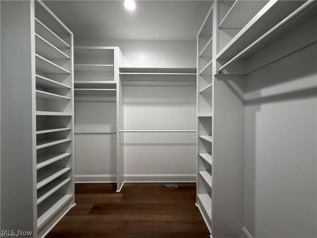 6916 S Raccoon Road, Canfield, OH 44406