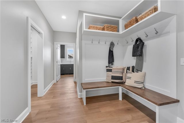 6916 S Raccoon Road, Canfield, OH 44406