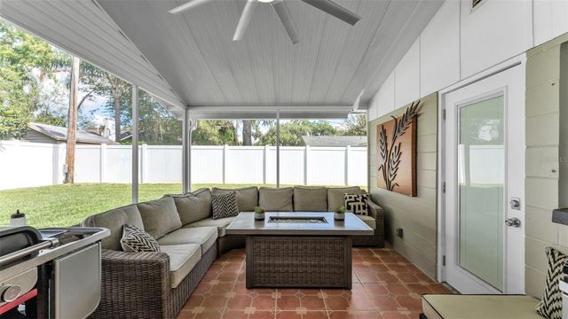 2633 HANDLEY BOULEVARD, Lakeland, FL 33803