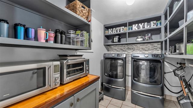 2633 HANDLEY BOULEVARD, Lakeland, FL 33803