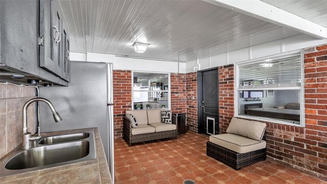 2633 HANDLEY BOULEVARD, Lakeland, FL 33803