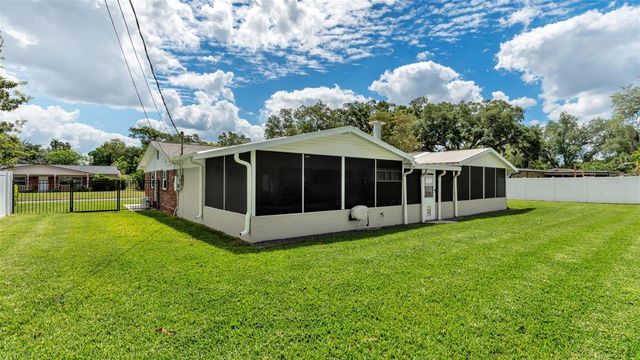 2633 HANDLEY BOULEVARD, Lakeland, FL 33803