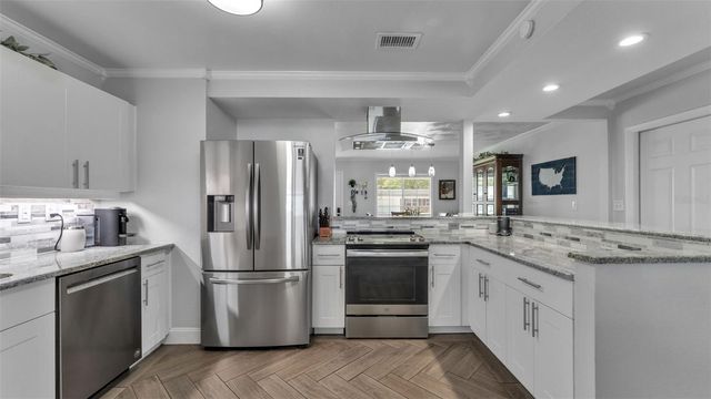 2633 HANDLEY BOULEVARD, Lakeland, FL 33803