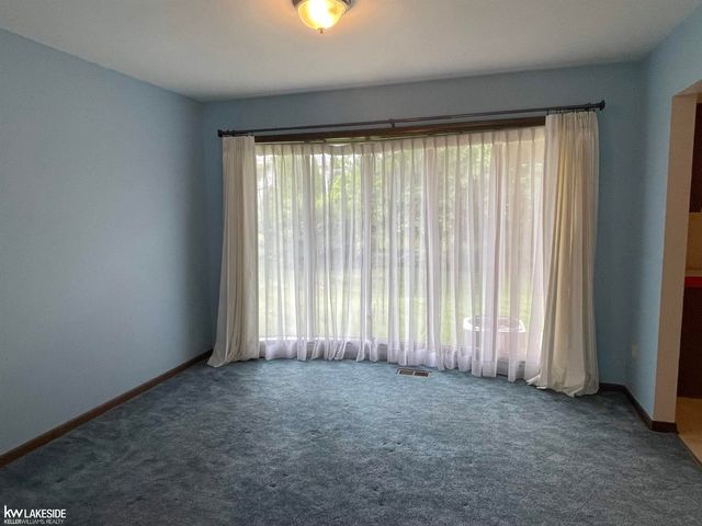 53971 Shelby Road, Shelby Twp, MI 48316