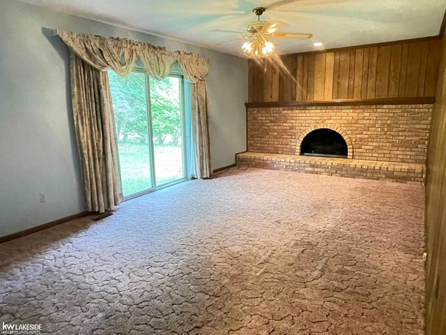 53971 Shelby Road, Shelby Twp, MI 48316