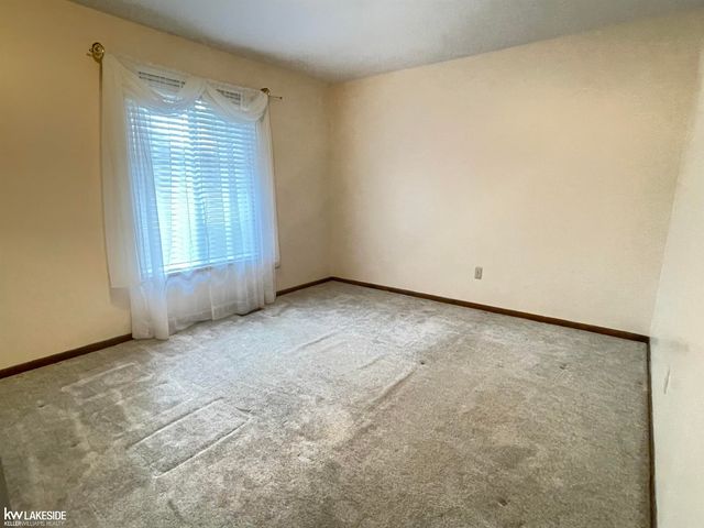53971 Shelby Road, Shelby Twp, MI 48316