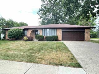53971 Shelby Road, Shelby Twp, MI 48316