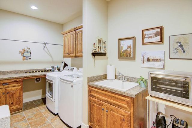 6819 Woodstock Court, Shawnee, KS 66218