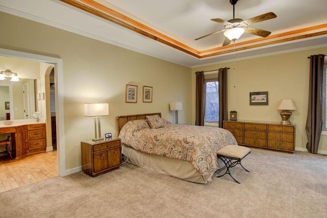 6819 Woodstock Court, Shawnee, KS 66218