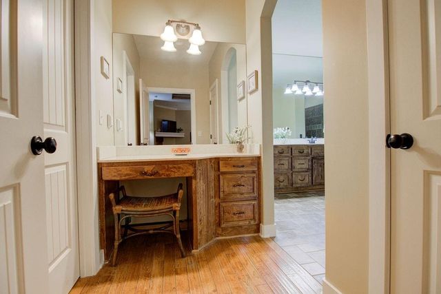 6819 Woodstock Court, Shawnee, KS 66218