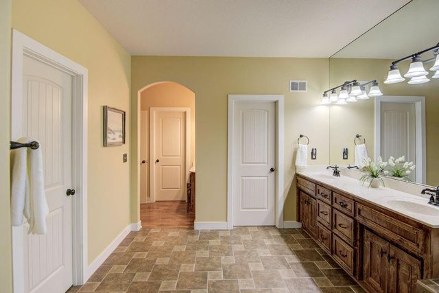 6819 Woodstock Court, Shawnee, KS 66218