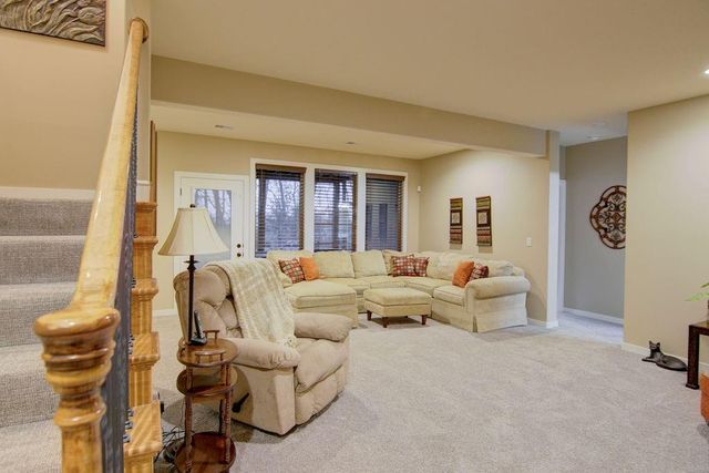 6819 Woodstock Court, Shawnee, KS 66218