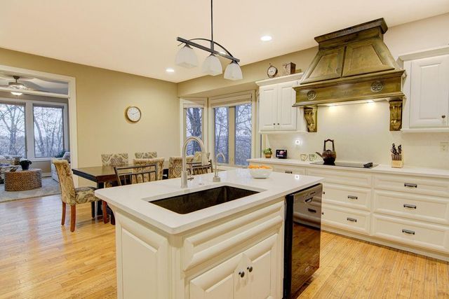 6819 Woodstock Court, Shawnee, KS 66218