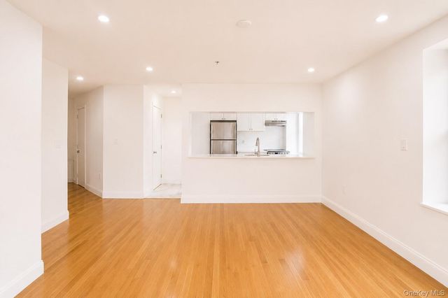 10 Franklin Boulevard 412, Long Beach, NY 11561