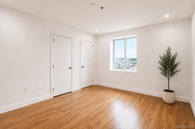 10 Franklin Boulevard 412, Long Beach, NY 11561