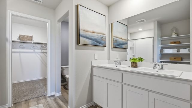 2233 JOHNNY CASH Drive, Fort Worth, TX 76036