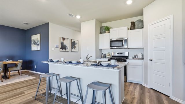 2233 JOHNNY CASH Drive, Fort Worth, TX 76036
