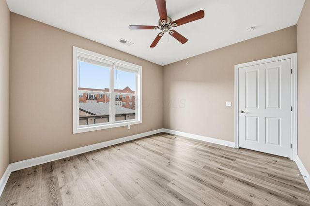 925 Ingleside Avenue, 207, Columbus, OH 43215