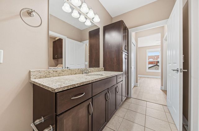 925 Ingleside Avenue, 207, Columbus, OH 43215