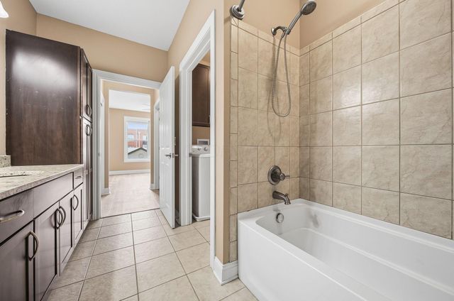 925 Ingleside Avenue, 207, Columbus, OH 43215