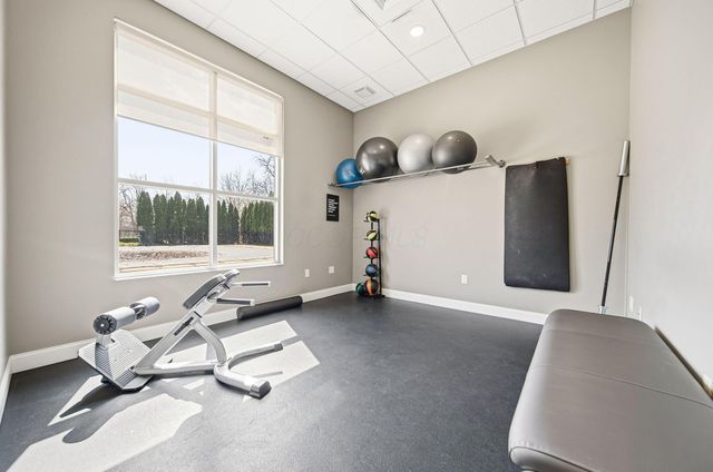 925 Ingleside Avenue, 207, Columbus, OH 43215