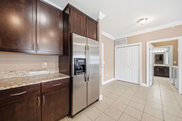 925 Ingleside Avenue, 207, Columbus, OH 43215