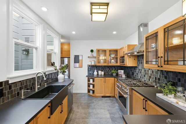 1475 30th Avenue, San Francisco, CA 94122