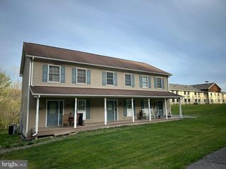 232 SOUTHRIDGE DRIVE, Berkeley Springs, WV 25411