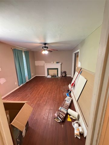 2423 Simpson Street, Paris, TX 75460
