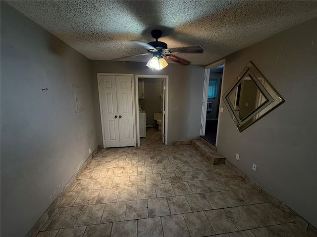 2423 Simpson Street, Paris, TX 75460