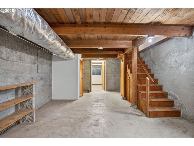 5116 Ne 41ST Ave, Portland, OR 97211