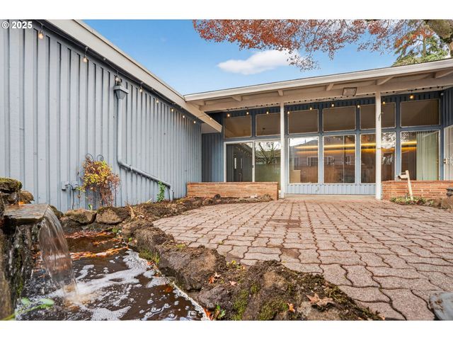 5116 Ne 41ST Ave, Portland, OR 97211