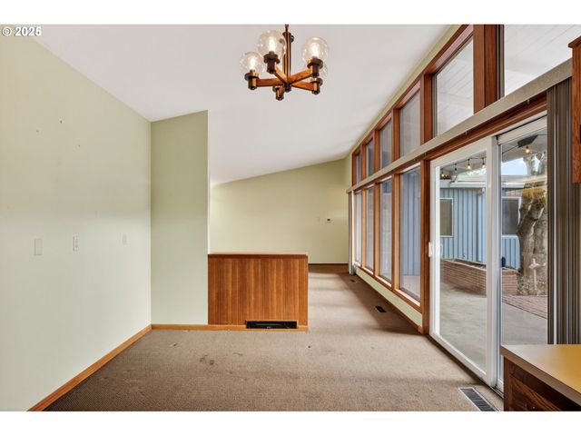 5116 Ne 41ST Ave, Portland, OR 97211