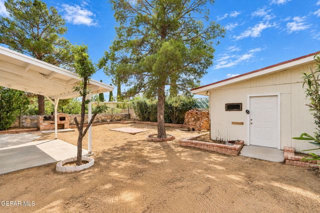 3221 WAYSIDE Street, El Paso, TX 79936