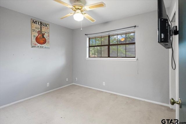 4846 Walnut Hill Dr, Flint, TX 75762