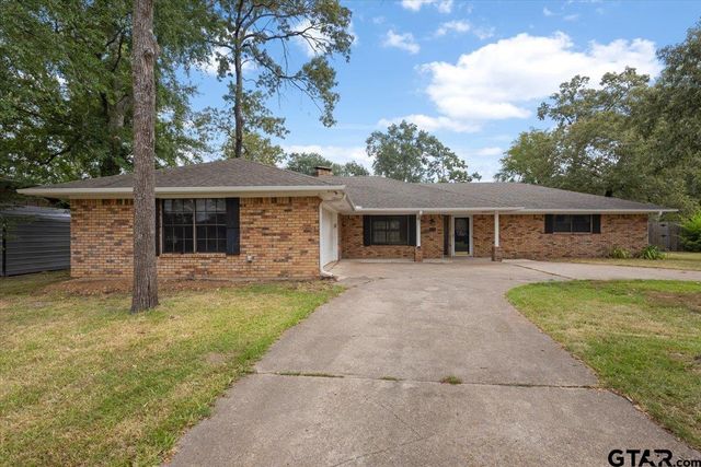4846 Walnut Hill Dr, Flint, TX 75762