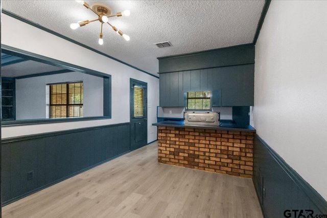 4846 Walnut Hill Dr, Flint, TX 75762