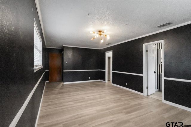 4846 Walnut Hill Dr, Flint, TX 75762