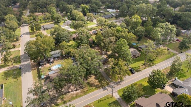 4846 Walnut Hill Dr, Flint, TX 75762
